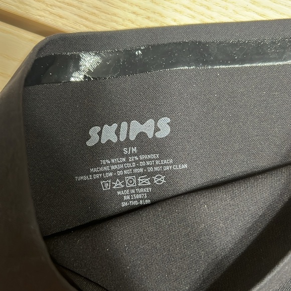 SKIMS Core Control Thong - Picture 2 of 4